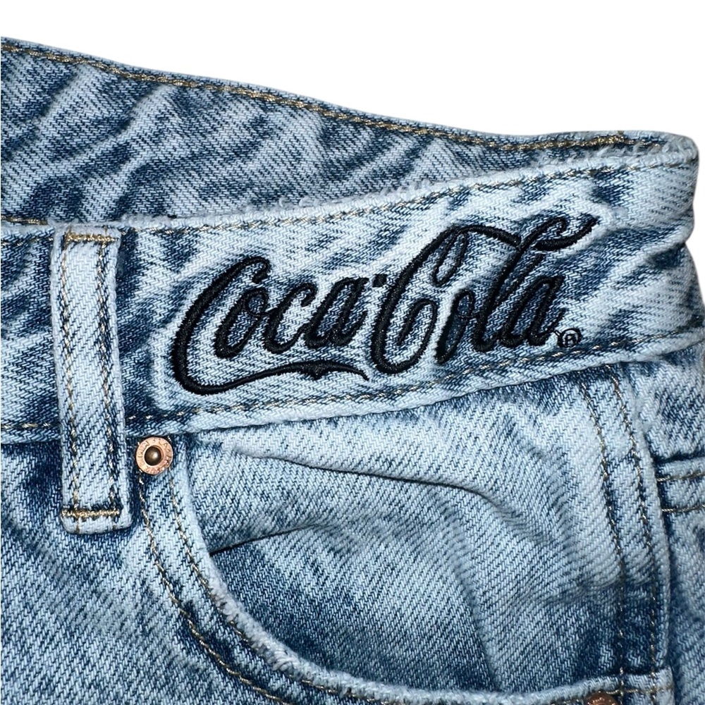 Low Rise Baggy Coca-Cola Jeans Light Wash Size 26